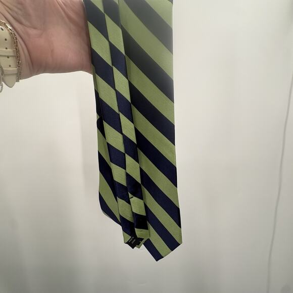 IZOD Silk Necktie Navy Green Repp Stripe Traditional Preppy Academia Classic - Picture 8 of 14